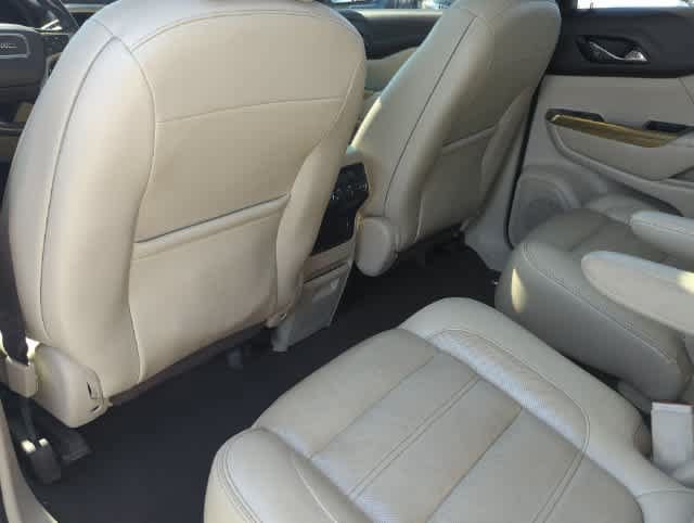 Used 2019 GMC Acadia Denali w/ Technology Package FWD image 18