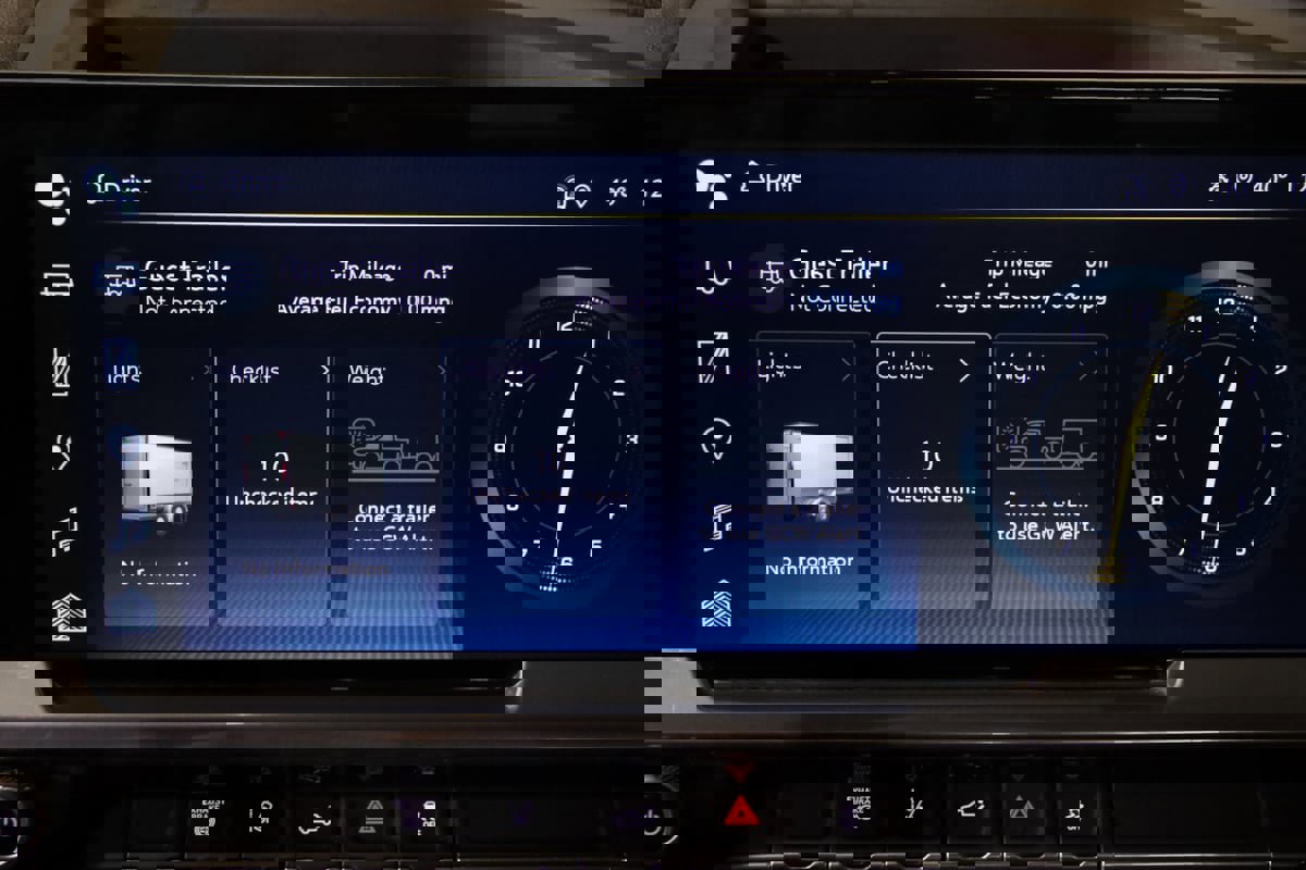 Used 2024 Chevrolet Silverado 2500 LTZ image 45