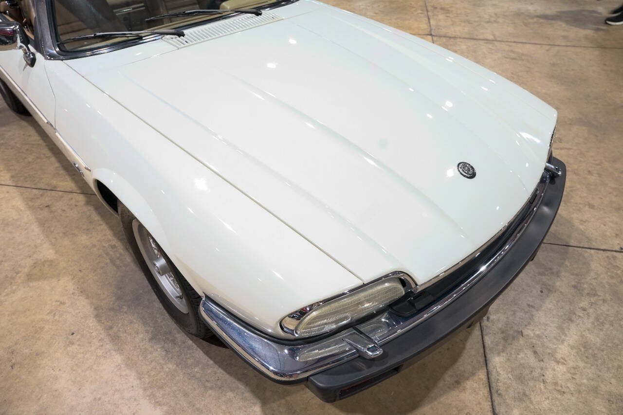 Used 1992 Jaguar XJS V12 Convertible RWD image 32