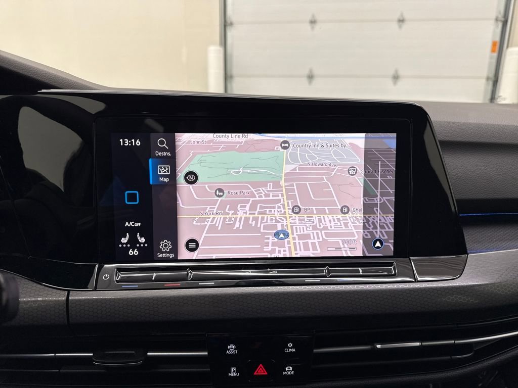 Used 2022 Volkswagen GTI SE image 19