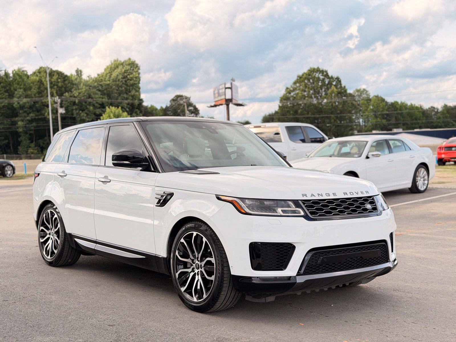 Used 2022 Land Rover Range Rover Sport HSE Silver Edition AWD/4WD image 4