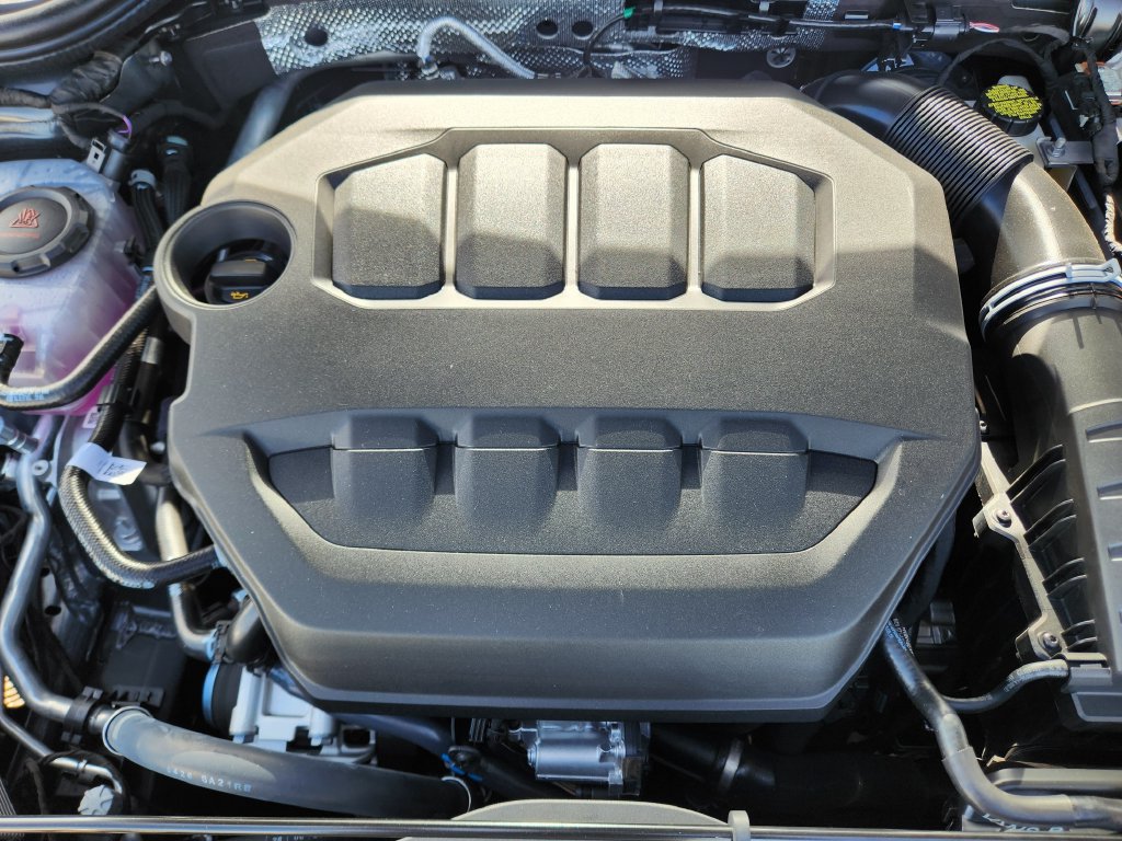 New 2026 Volkswagen GTI SE FWD image 19
