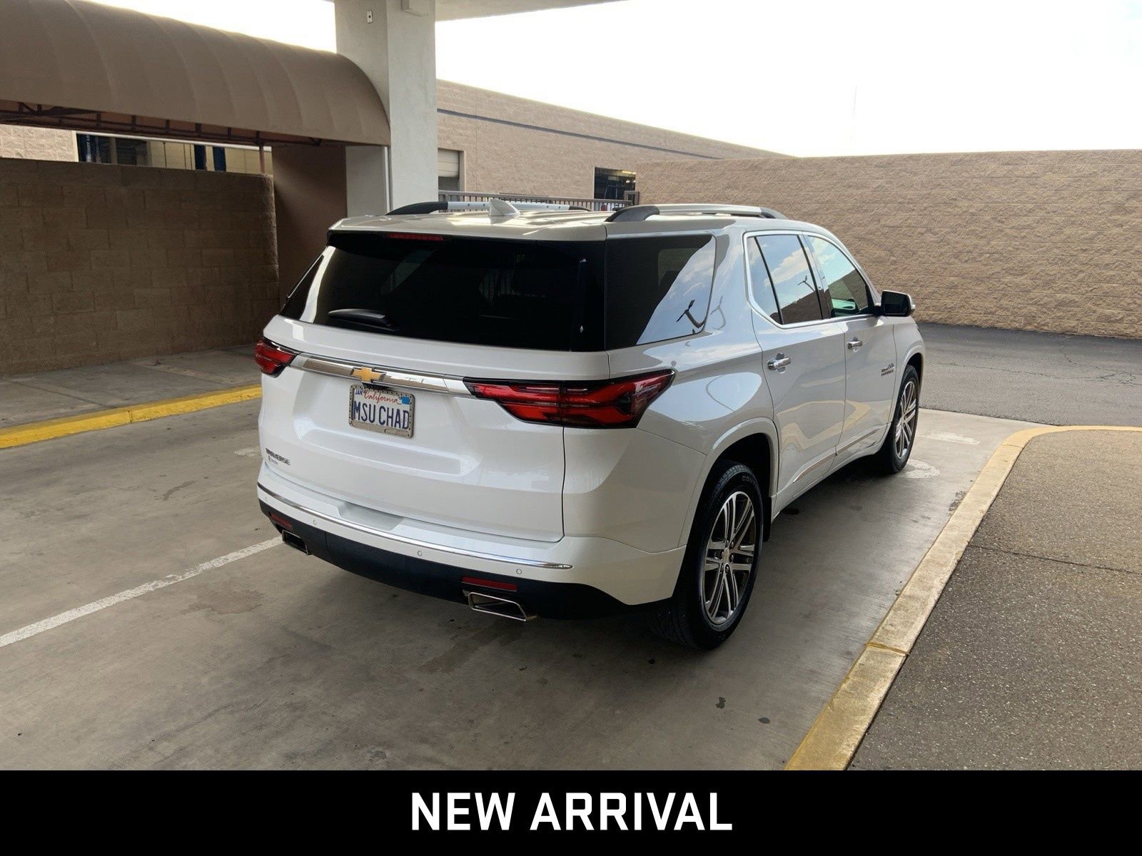 Used 2023 Chevrolet Traverse High Country w/ LPO, Floor Liner Package image 4