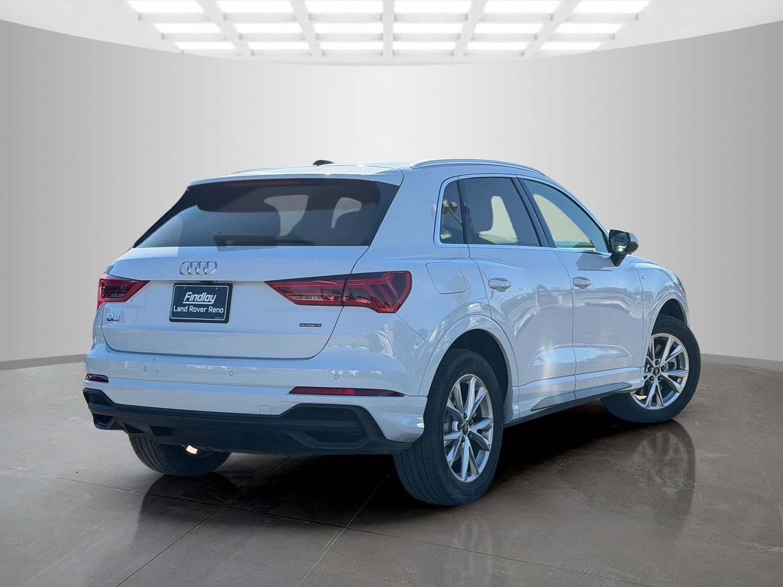 Used 2025 Audi Q3 2.0T Premium image 5