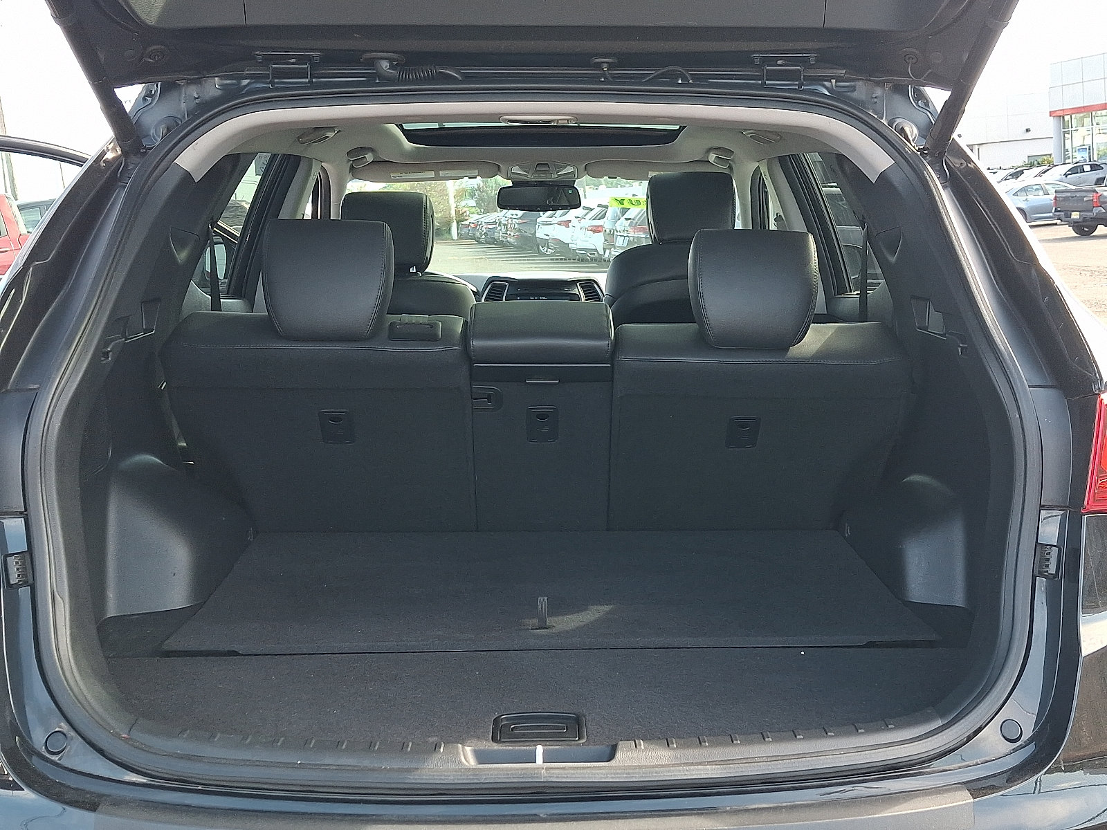 Used 2018 Hyundai Santa Fe Sport w/ 2.0T Ultimate Tech Package 05 AWD/4WD image 30