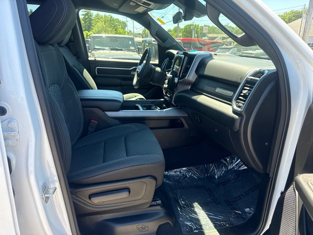 Certified 2025 RAM 1500 Big Horn AWD/4WD image 11