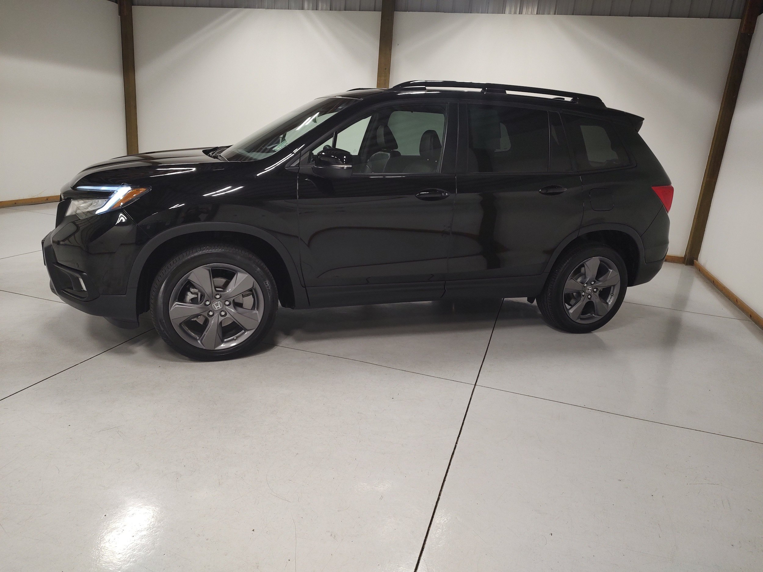 Used 2019 Honda Passport Touring image 4