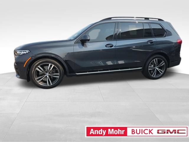 Used 2022 BMW X7 xDrive40i w/ M Sport Package AWD/4WD image 11