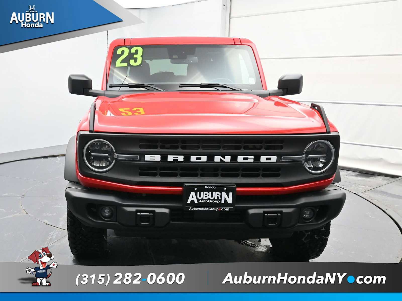 Used 2023 Ford Bronco Black Diamond image 2