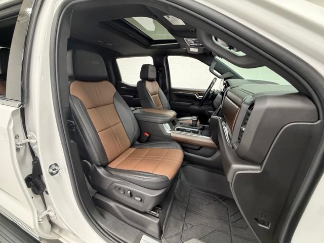 Certified 2024 Chevrolet Silverado 1500 High Country AWD/4WD image 28