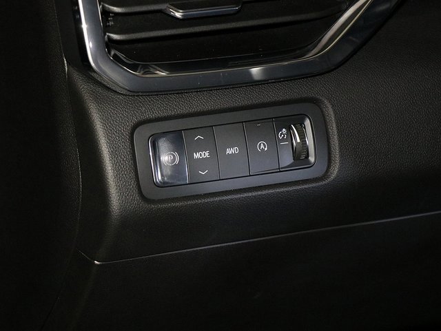 Used 2024 GMC Acadia Denali w/ Super Cruise Package image 28