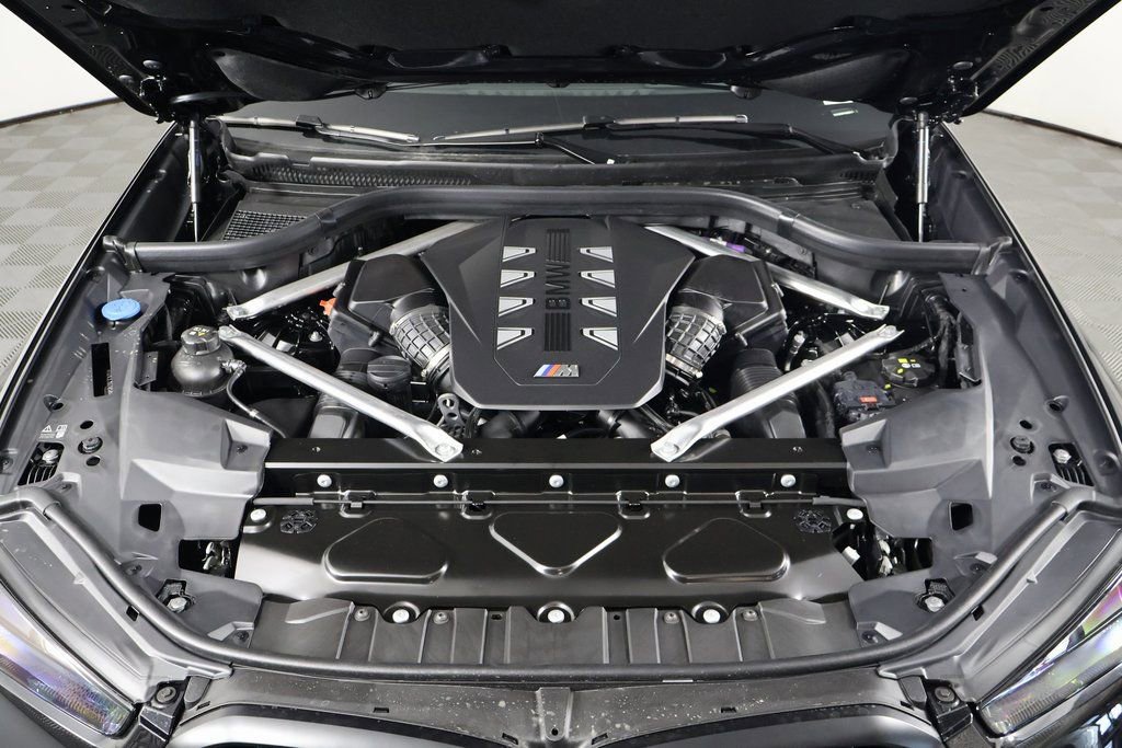 New 2026 BMW X6 M60i image 9
