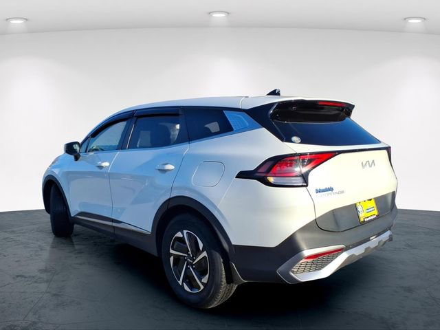 Used 2023 Kia Sportage LX image 9