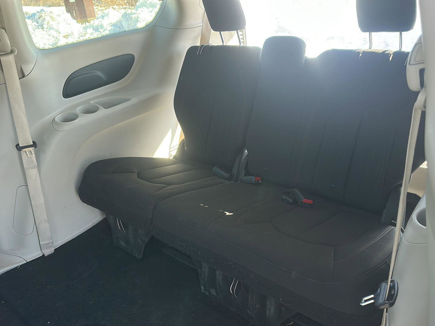 Used 2019 Chrysler Pacifica Touring Plus w/ Cold Weather Group image 23