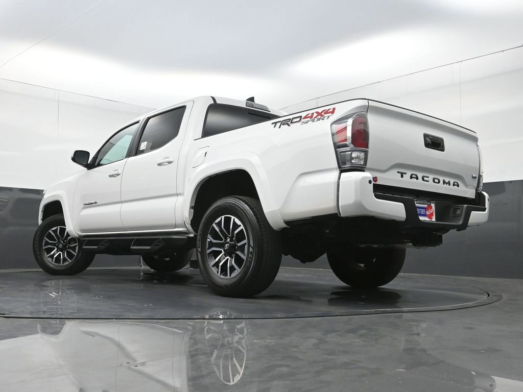 Used 2023 Toyota Tacoma TRD Sport w/ Technology Package AWD/4WD image 28