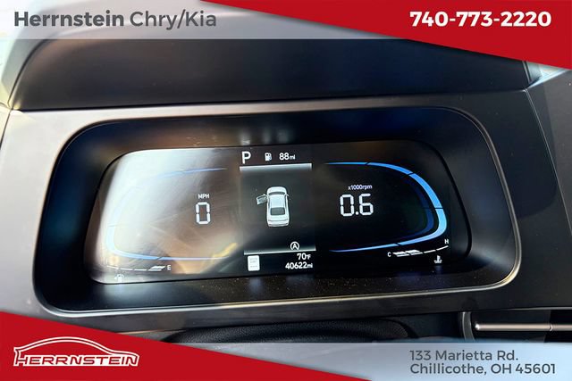 Used 2024 Hyundai Elantra SE FWD image 15