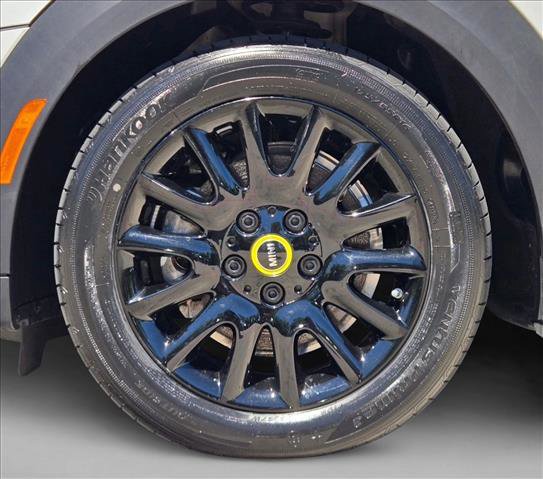 Used 2024 MINI Cooper SE image 22