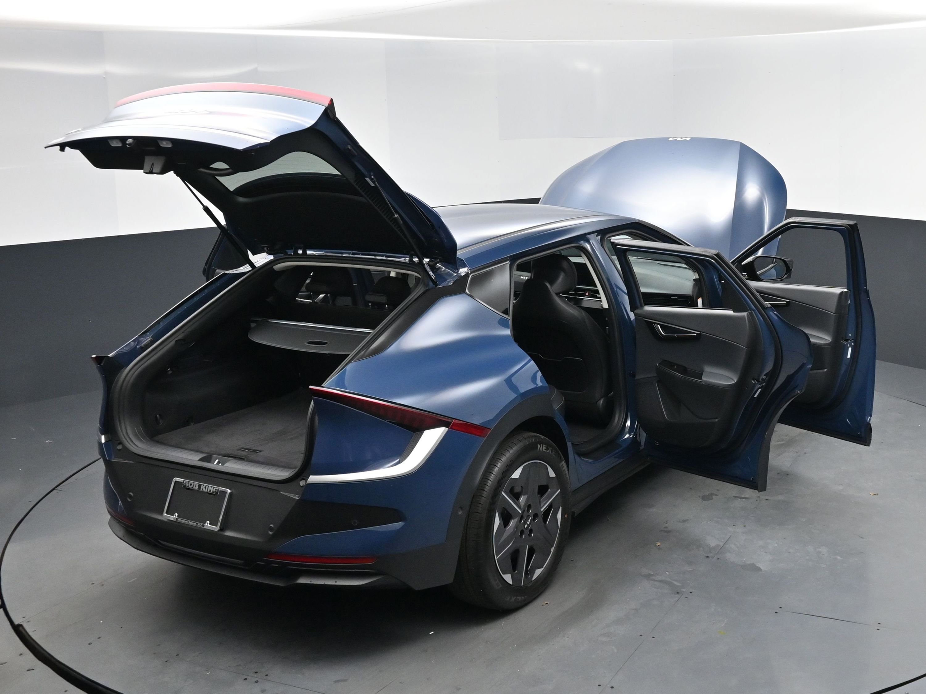 New 2025 Kia EV6 Light w/ Light LR Technology Package image 17