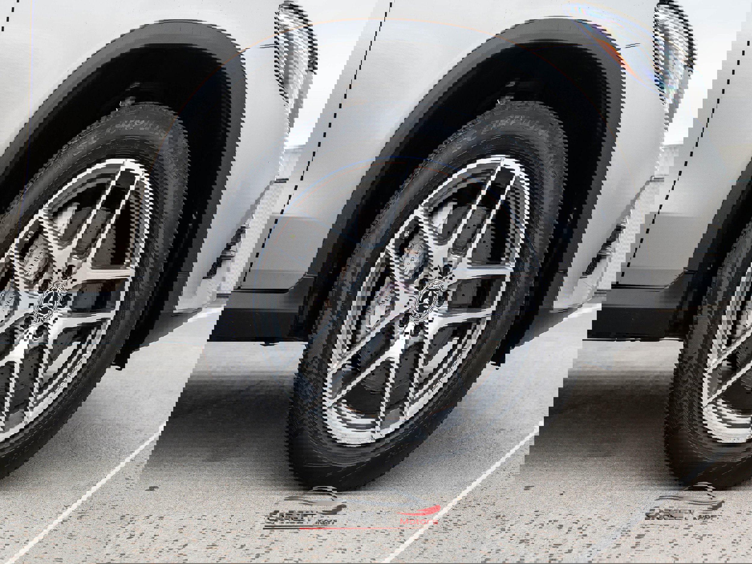 Used 2019 Mercedes-Benz GLC 300 4MATIC image 10