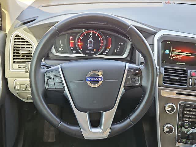 Used 2016 Volvo XC60 T5 Premier w/ Proximity Package FWD image 21