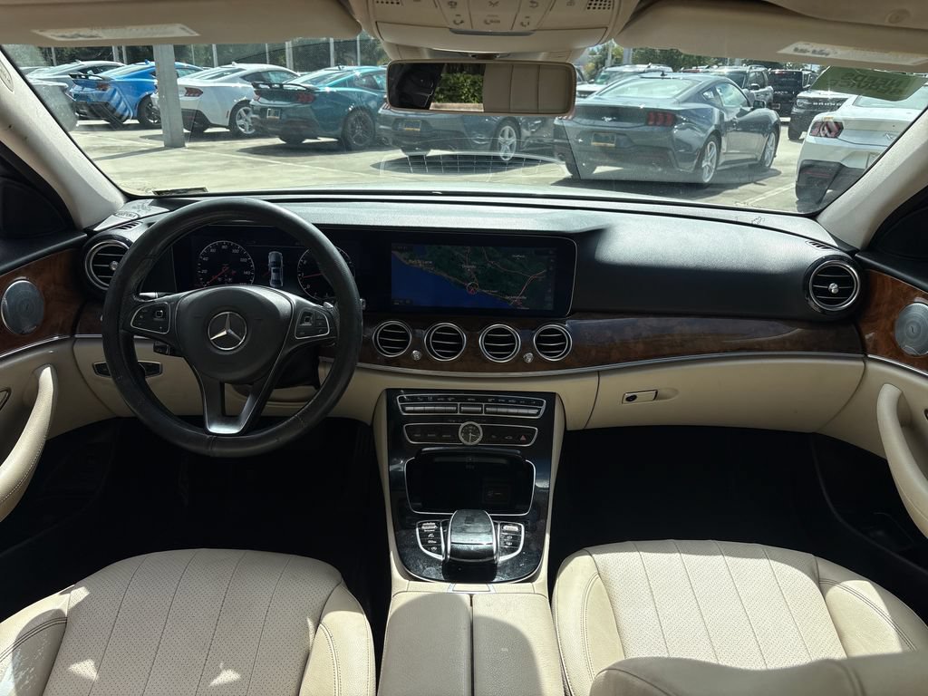 Used 2017 Mercedes-Benz E 300 image 7