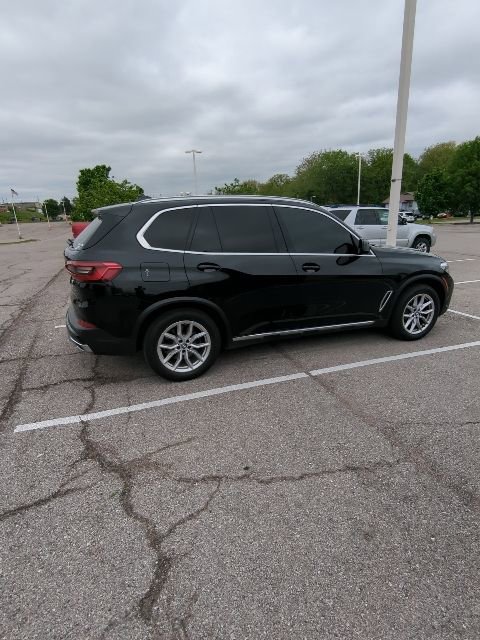 Used 2020 BMW X5 xDrive40i w/ Convenience Package AWD/4WD image 9