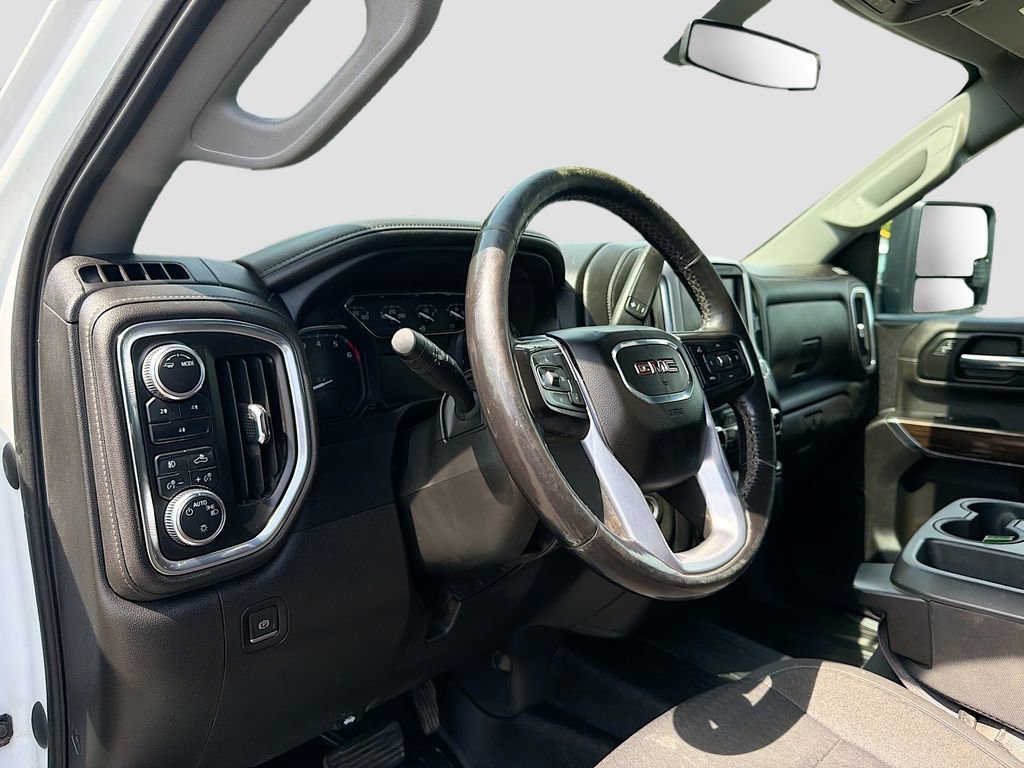 Used 2022 GMC Sierra 2500 SLE w/ SLE Convenience Package image 9