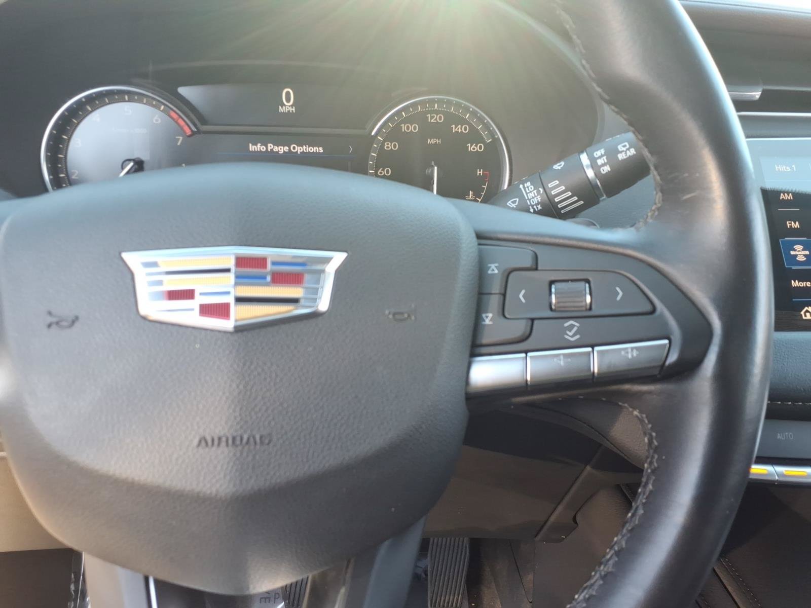 Certified 2023 Cadillac XT4 Luxury w/ Cold Weather Package AWD/4WD image 21