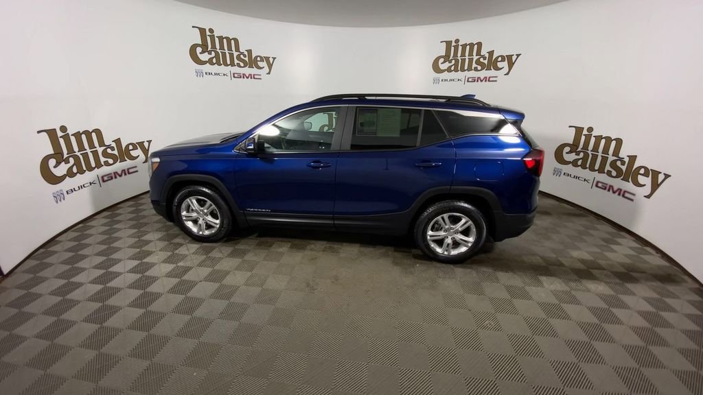 Certified 2023 GMC Terrain SLE w/ Driver Convenience Package image 5