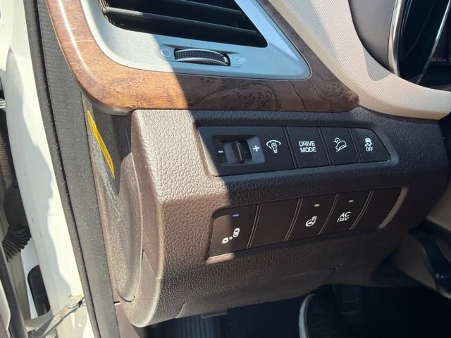 Used 2017 Hyundai Santa Fe Limited FWD image 14