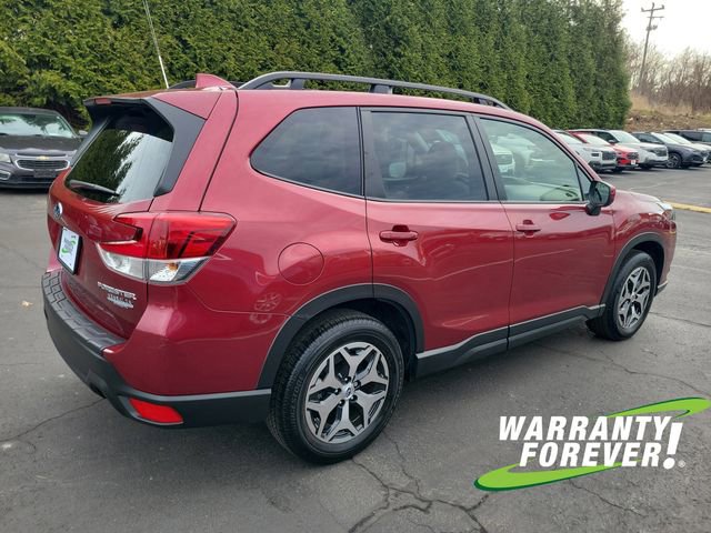 Used 2023 Subaru Forester Premium AWD/4WD image 7