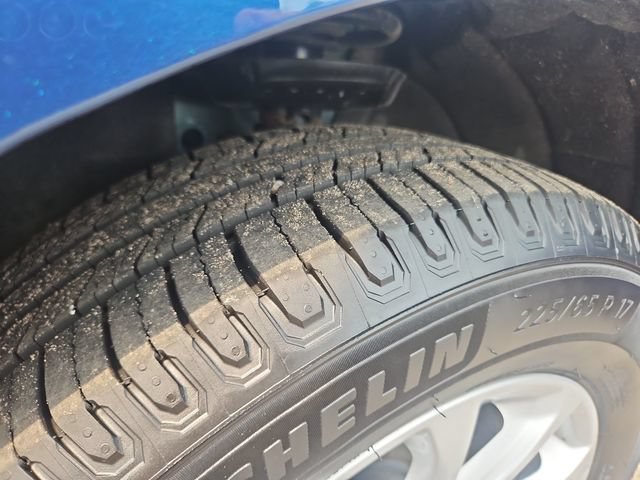Used 2020 Chevrolet Equinox LT w/ Driver Convenience Package FWD image 28