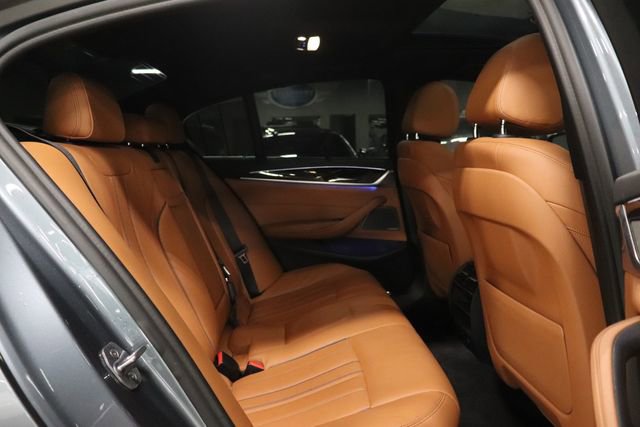 Used 2019 BMW 540i w/ Executive Package RWD image 20