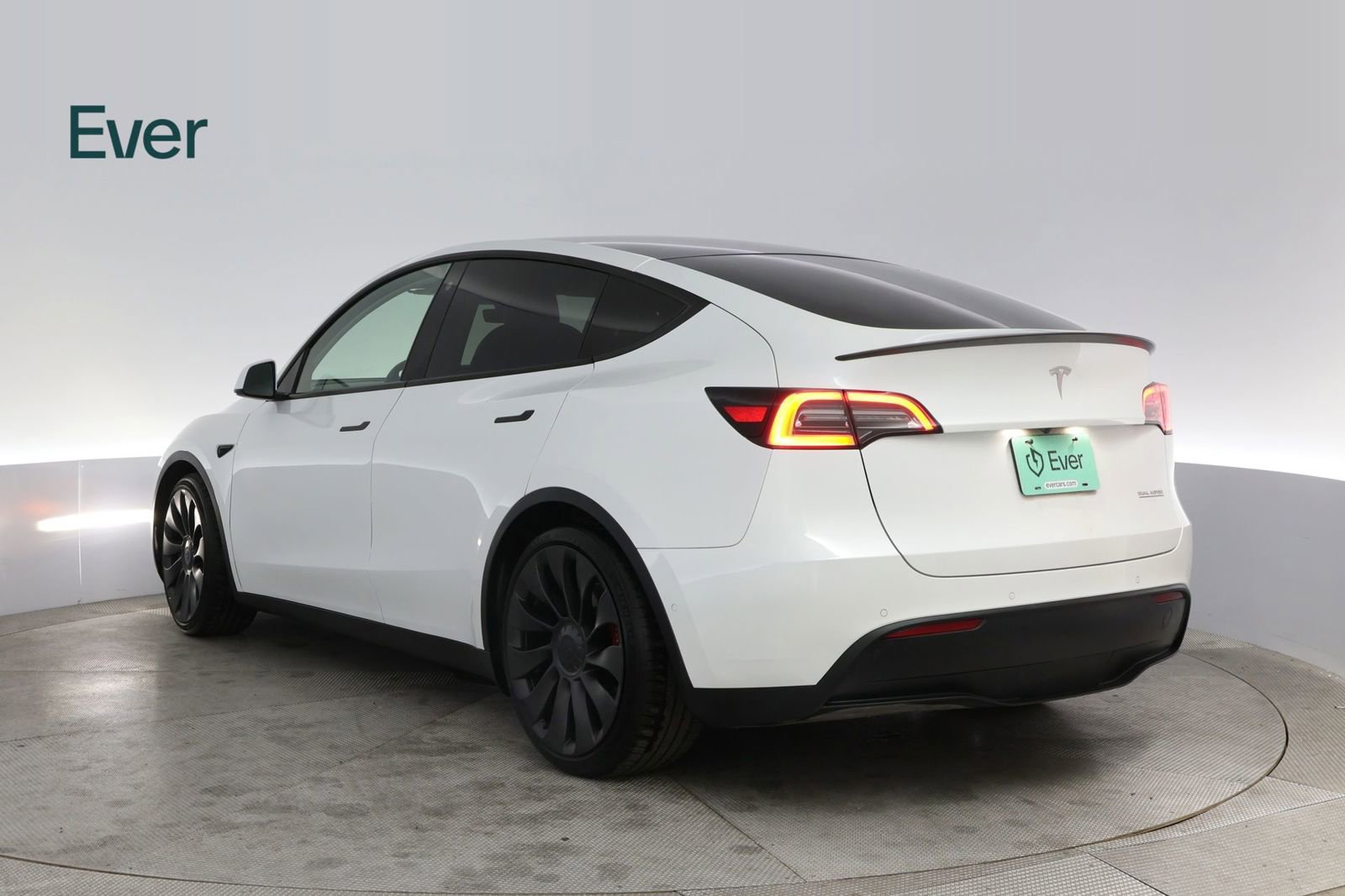 Used 2022 Tesla Model Y Performance image 17