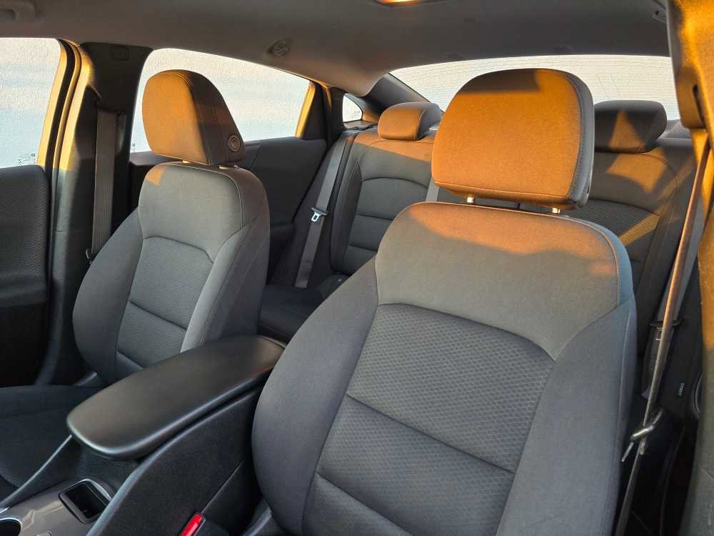 Used 2022 Chevrolet Malibu RS image 13