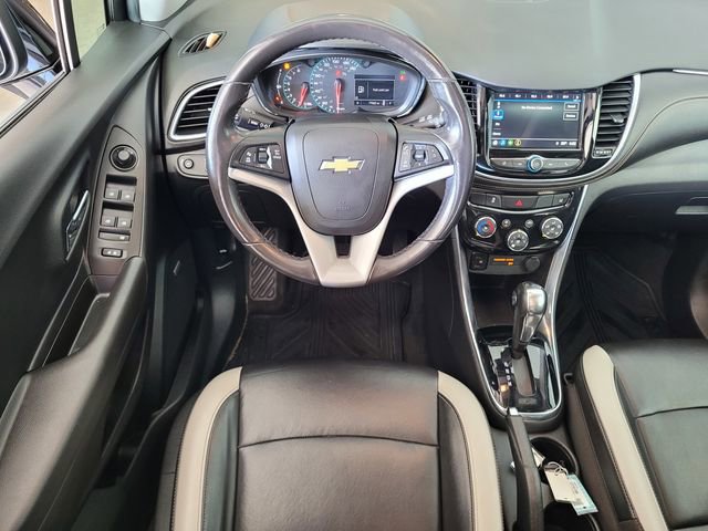 Used 2018 Chevrolet Trax Premier w/ Midnight Edition image 16