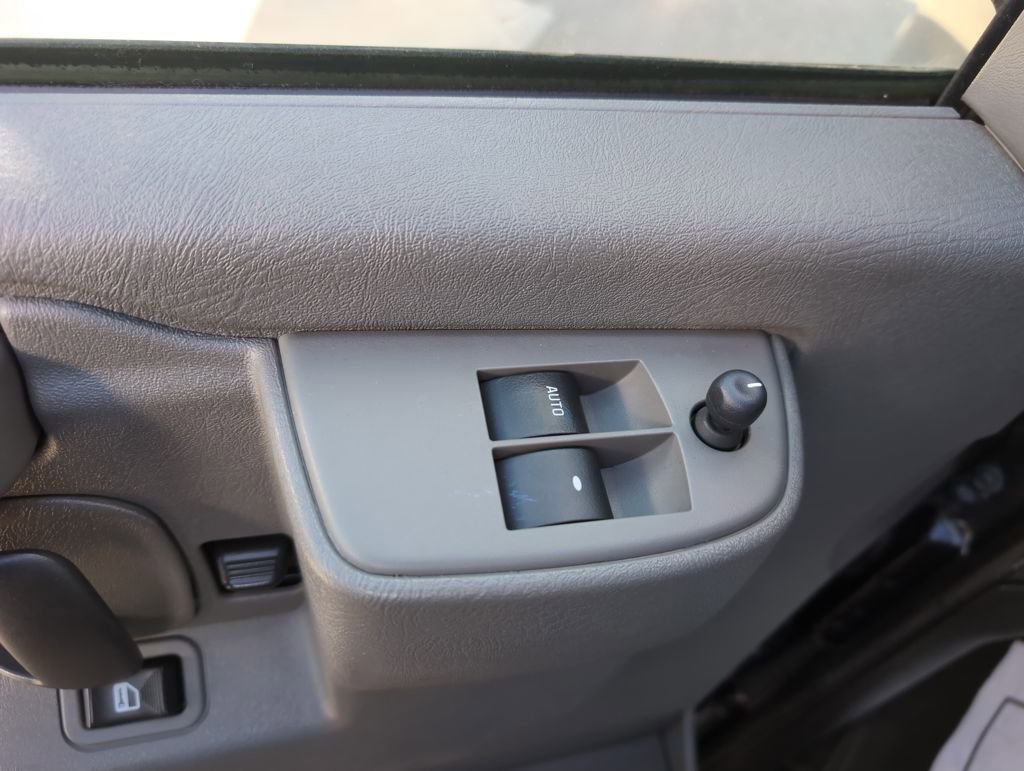 Used 2016 Chevrolet Express 2500 LT w/ LT Preferred Equipment Group image 13