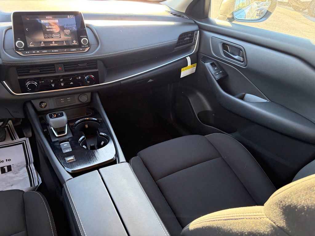 Certified 2025 Nissan Rogue S image 18