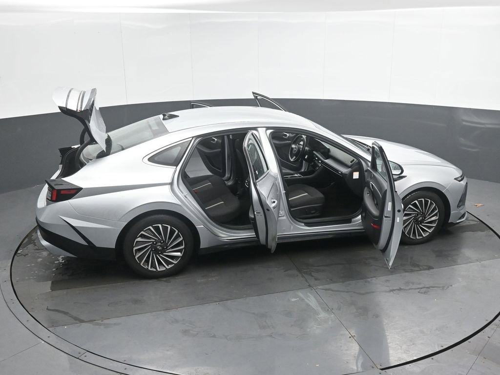 Certified 2025 Hyundai Sonata SEL image 47