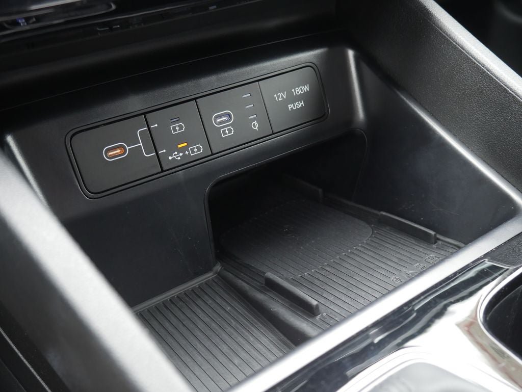 Used 2025 Hyundai Tucson SEL FWD image 11