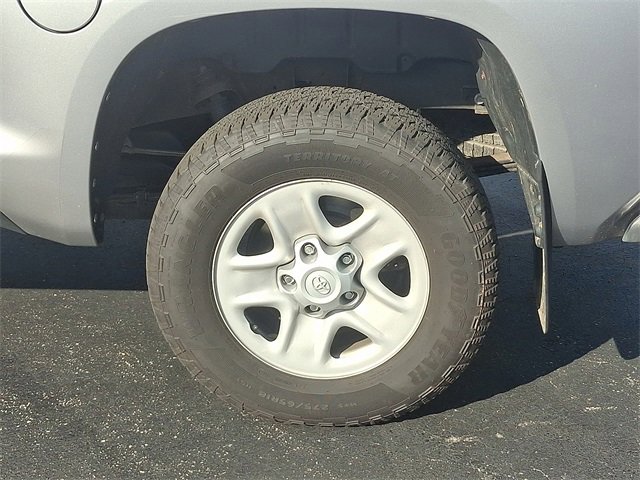 Used 2020 Toyota Tundra SR5 image 8