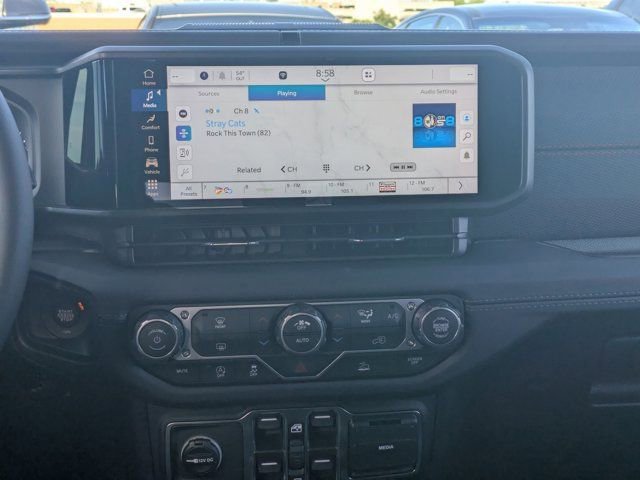 Used 2026 Jeep Wrangler Unlimited Rubicon image 16