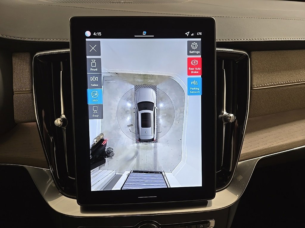 New 2026 Volvo XC90 B6 Ultra w/ Protection Package image 17