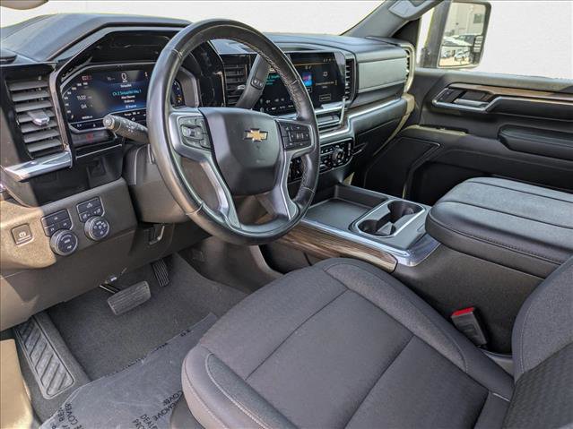 Used 2024 Chevrolet Silverado 2500 LT w/ Convenience Package image 18
