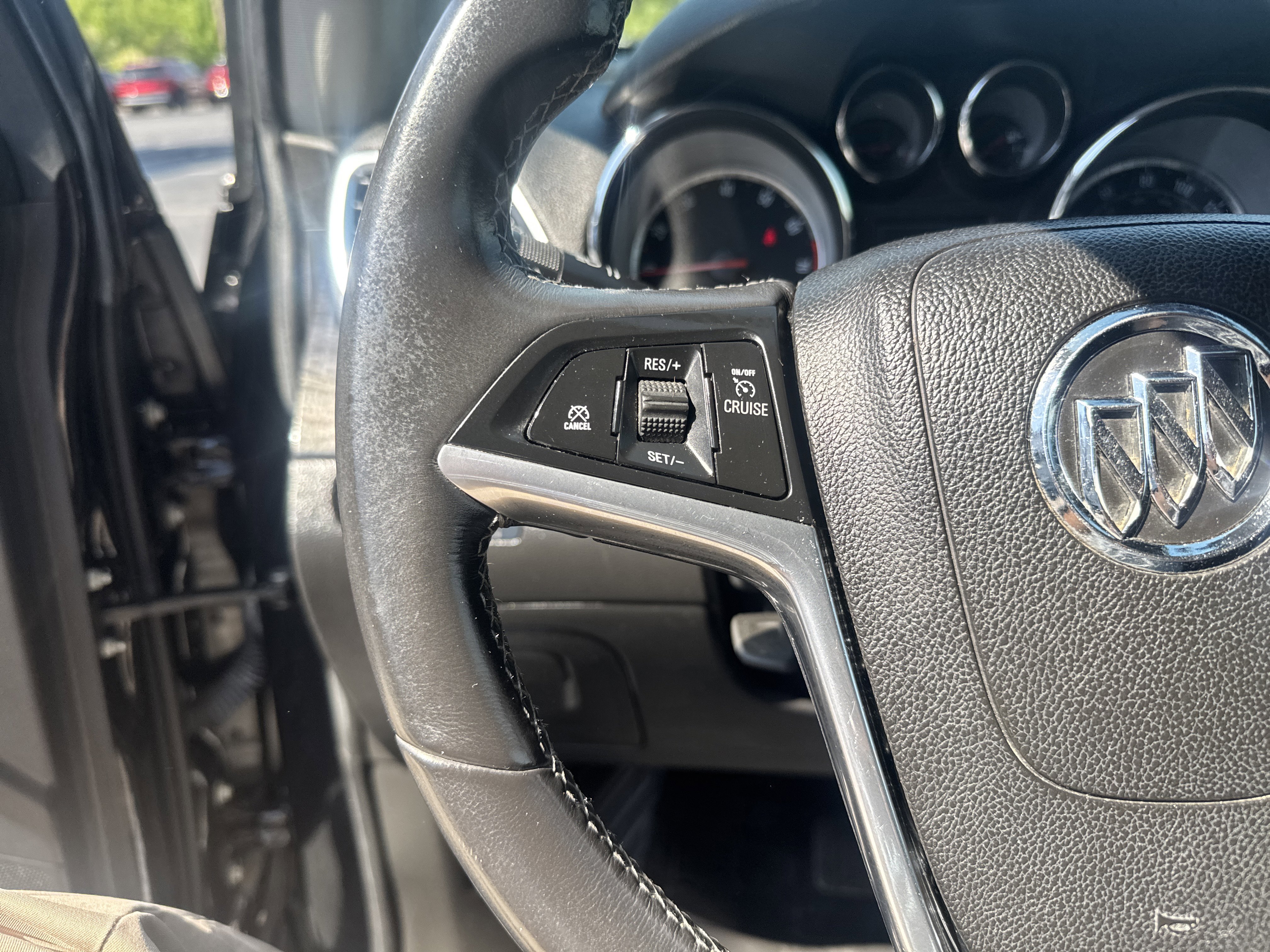 Used 2016 Buick Encore Convenience AWD/4WD image 19