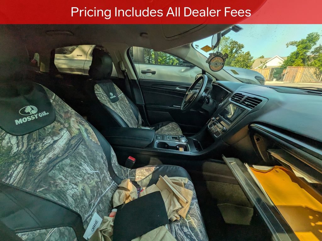 Used 2018 Ford Fusion SE w/ Equipment Group 201A FWD image 9