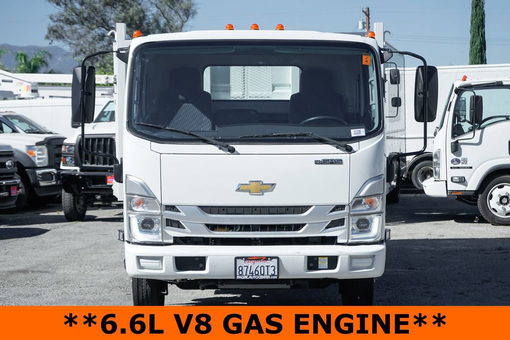 Used 2024 Chevrolet Low Cab Forward RWD image 3