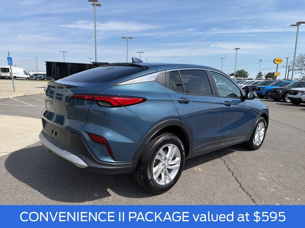 Used 2024 Buick Envista Preferred w/ Convenience I Package image 3