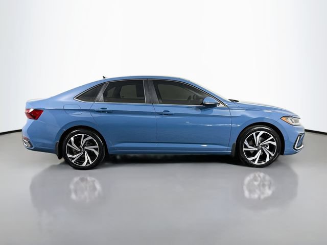 Certified 2026 Volkswagen Jetta SEL FWD image 8