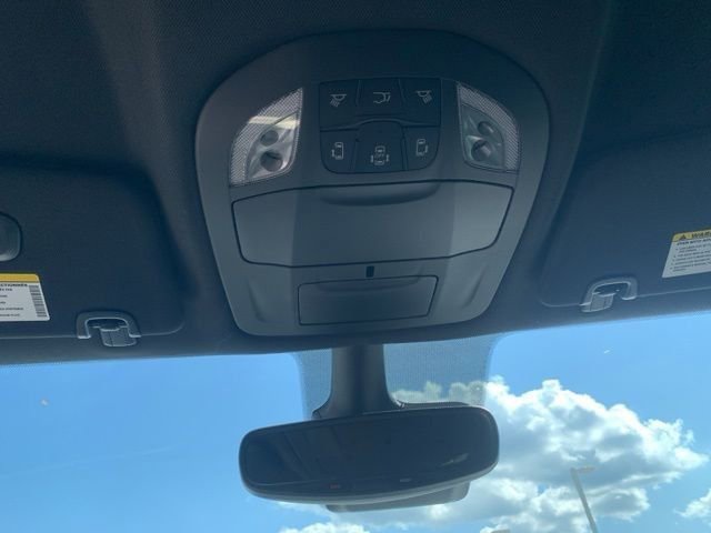 New 2026 Chrysler Pacifica Select image 19